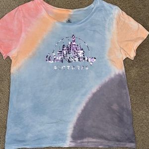 Disney “Walt Disney Pictues” Tie- Dye Graphic Tee Like New Size XS